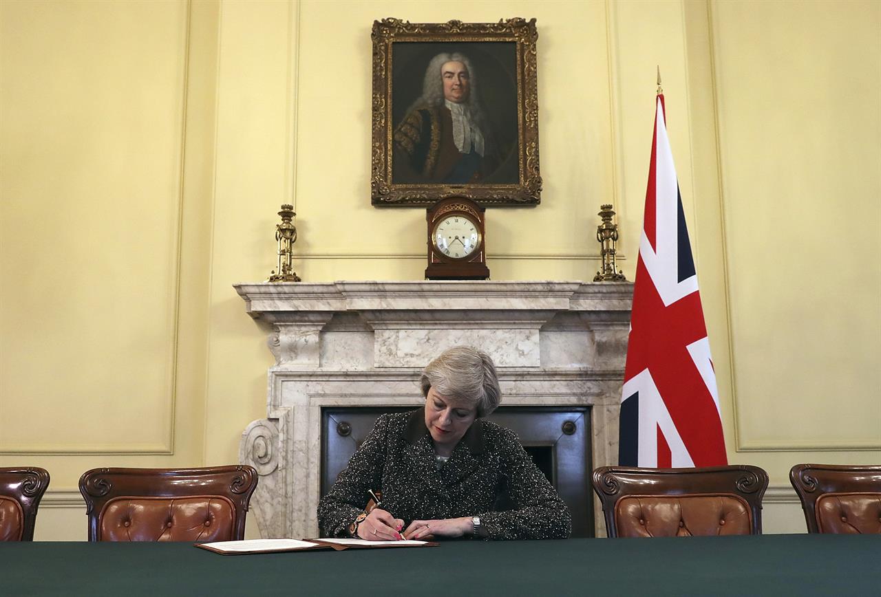 britain starts brexit countdown politics weekly podcast britain starts brexit countdown politics weekly podcast