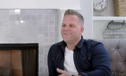 Matthew West Shares Inspiration for His Christmas Album