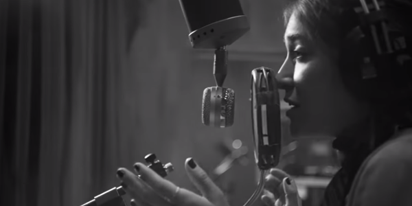 Lauren Daigle - "The Christmas Song" (Official Music Video)