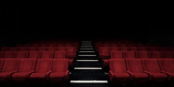 9 SQUEAKY-CLEAN ROMANTIC MOVIES THE WHOLE FAMILY CAN WATCH