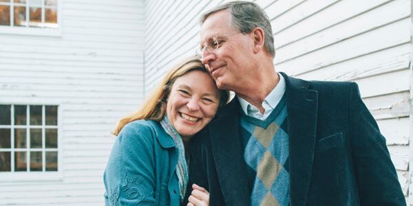 15 Cozy Fall Date Ideas for You and Your Spouse