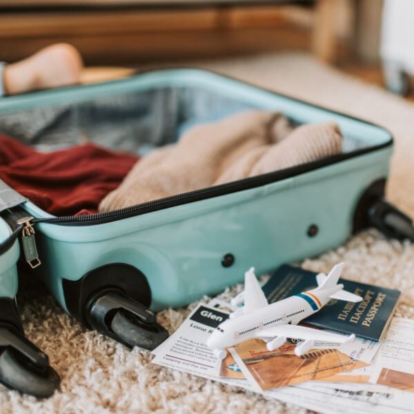 Packing clothing for the airlines when traveling on vacation