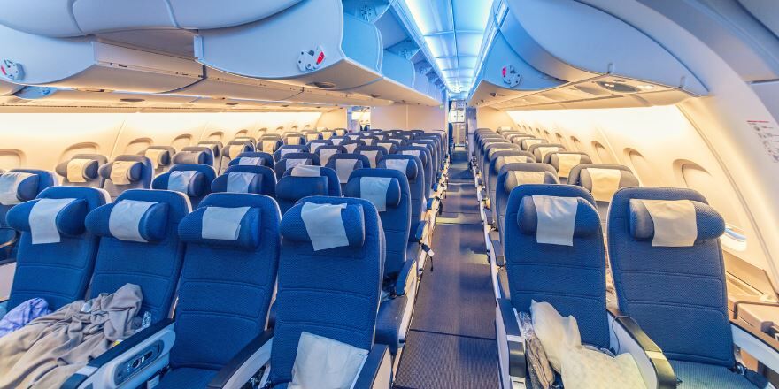 Travel Hack- Selecting the Best Seats On The Plane | The Mission WMCA ...