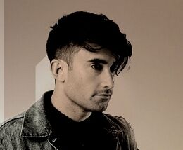 Health Crisis Strikes the Family of Phil Wickham's Bass Player