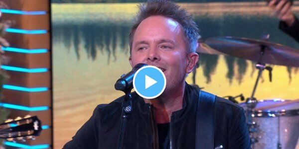 Chris Tomlin Wraps 2018 Christmas Tour with Performance on ABC's Good Morning America
