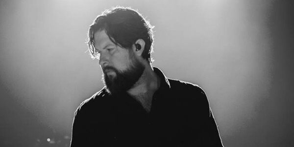 Zach Williams Releases 'Empty Grave' 3-Day Easter Devotional