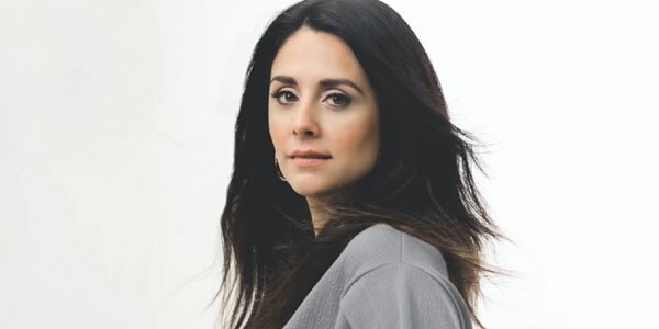 Hope Darst Releases Debut Album 'Peace Be Still' August 21