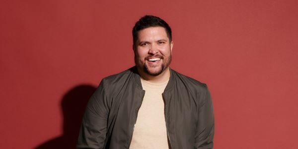 Micah Tyler Celebrates Losing 100 Pounds