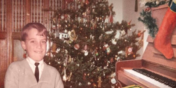 Michael W. Smith Releases New Christmas EP ‘Christmas At Home’
