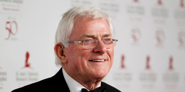 Phil Donahue, pioneer of the daytime talk show, dies at age 88