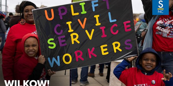 Trump Takes on Govt Unions