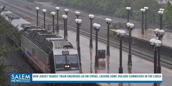 Strike by New Jersey Transit Train Engineers Leaves Some 350,000 Commuters in the Lurch