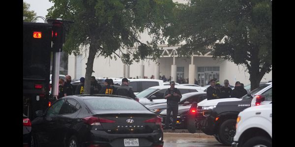 3 people shot at ICE center in Dallas, shooter dead