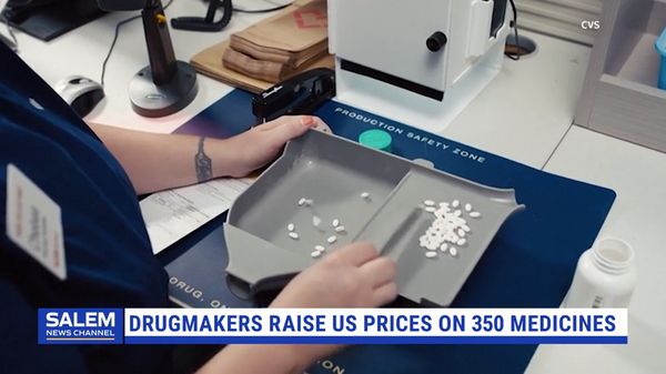 Drugmakers raise US prices on 350 medicines