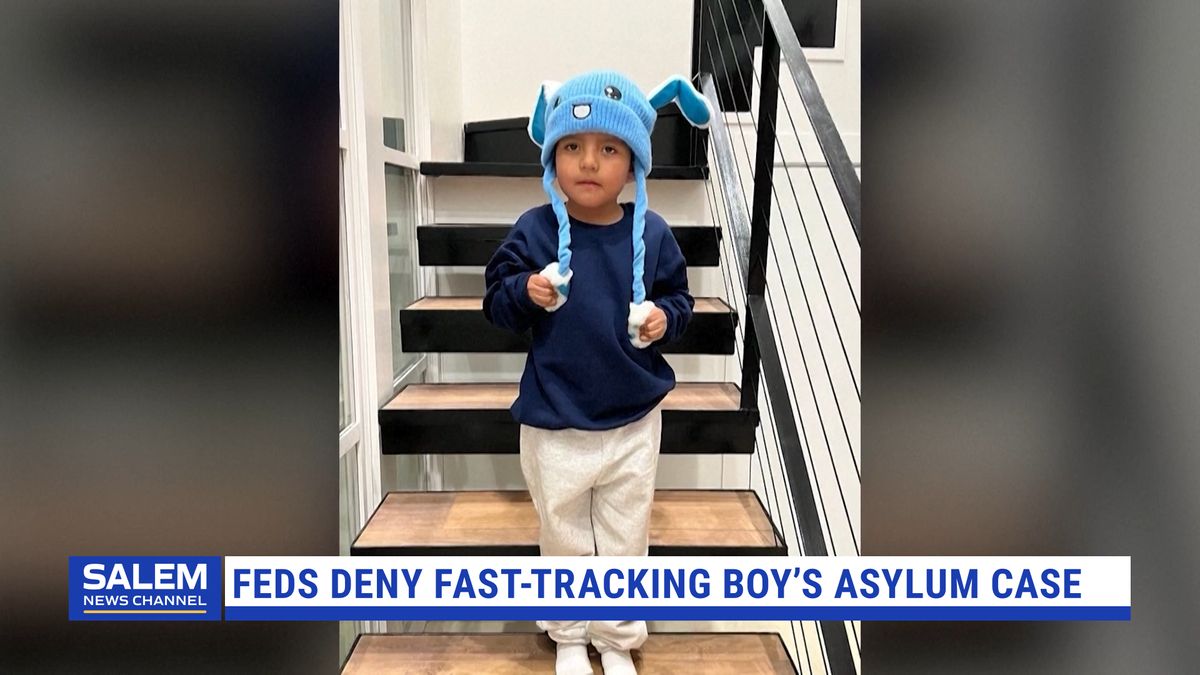 Feds deny fast-tracking boy’s asylum case