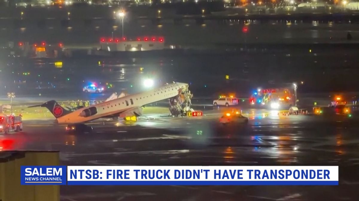 NTSB says tracking system failed at LaGuardia jet collision