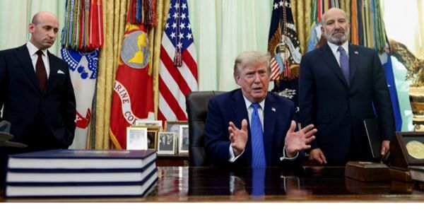 ICE Plans 5,000 New Hires to Keep Trump’s Deportation Drive Rolling