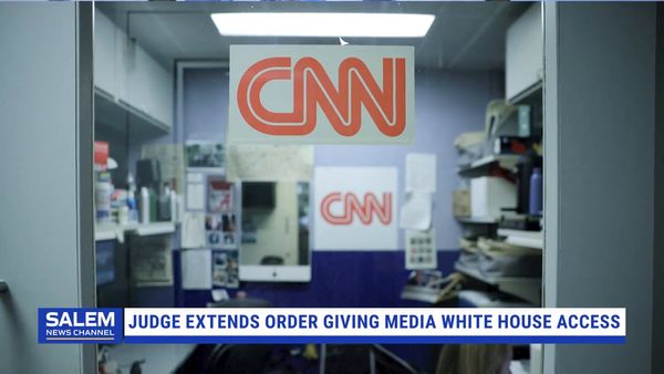 Judge Extends Order Giving News Organizations White House Access