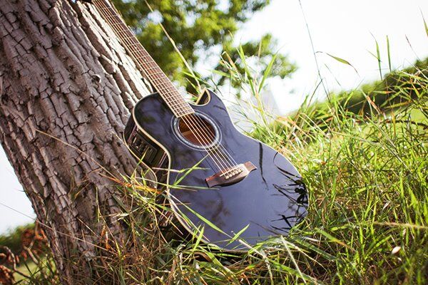 Roseanne Cash, John Osborne & More Set For “People Supporting Artists” Telethon