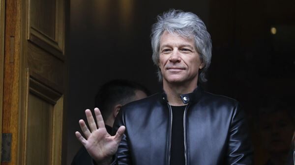Jon Bon Jovi Drops Three New Holiday Covers
