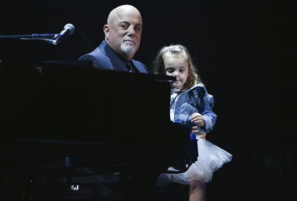 Billy Joel’s Five-Year-Old Proves She Can Sing