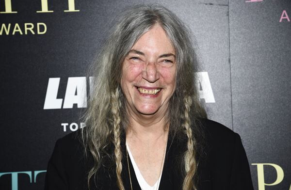 Patti Smith Set For Virtual NYE Performance