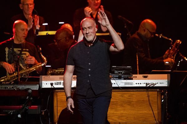 Marc Cohn Makes Surprise “SNL” Appearance