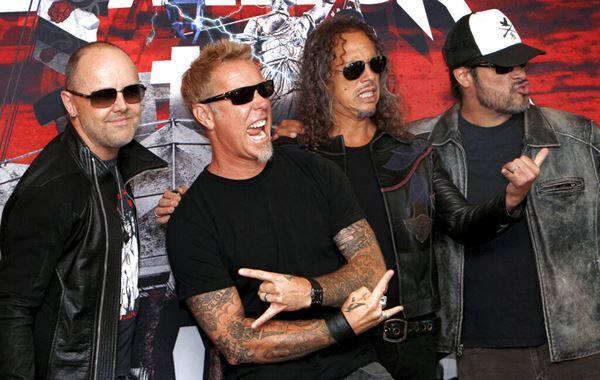 Kirk Hammet Says Metallica Warned Folks About Streaming