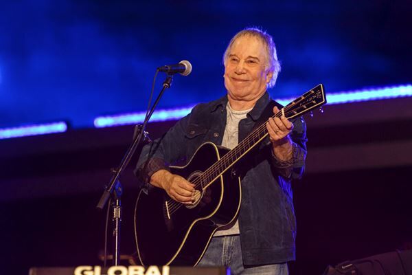 Paul Simon In The Studio Working On new Album