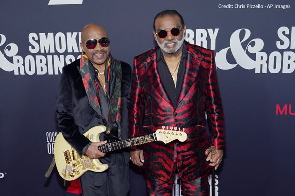 ISLEY BROTHERS GO TO COURT OVER BAND NAME