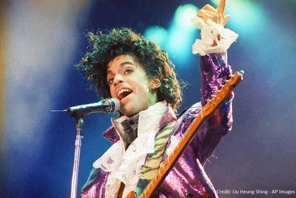 PRINCE'S "PURPLE RAIN" MOVIE IS TURNING INTO A STAGE MUSICAL