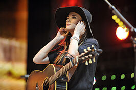 Kacey Musgraves Drops “Mother” Video
