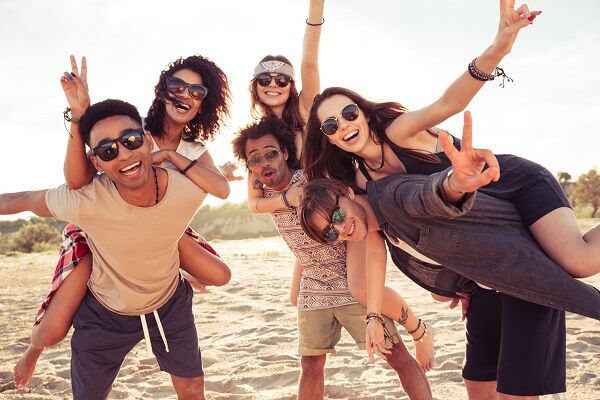 Here’s The Exact Amount Of Friends You Need To Be Successful