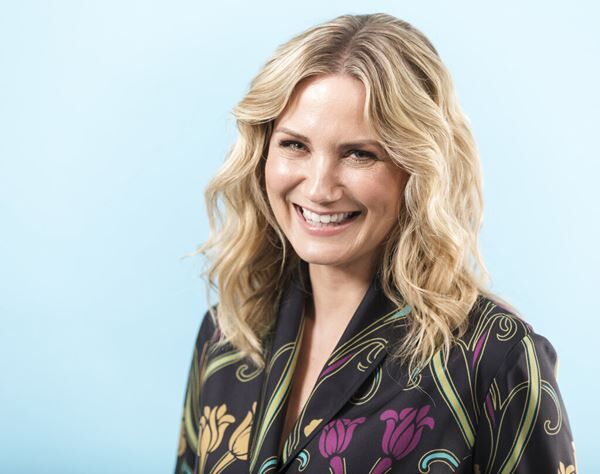 Jennifer Nettles To Release Album Of Broadway Show Tunes