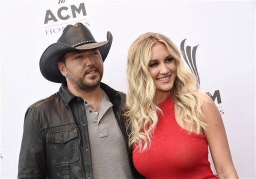 Jason Aldean Explains Why He & Wife Won’t Be In Reality Show