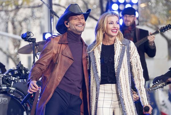 Tim McGraw and Faith Hill discuss leaning on each other through hard times  - ABC News