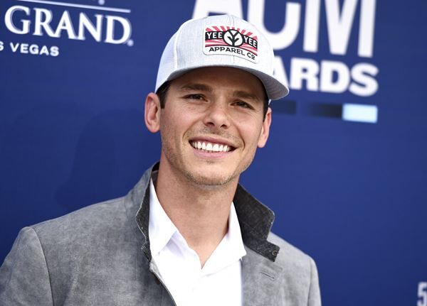 Granger Smith to host “After MidNite
