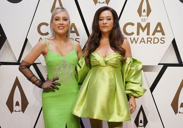 Maddie & Tae’s Tae Dye Has Been In Hospital On Bed Rest For A Month