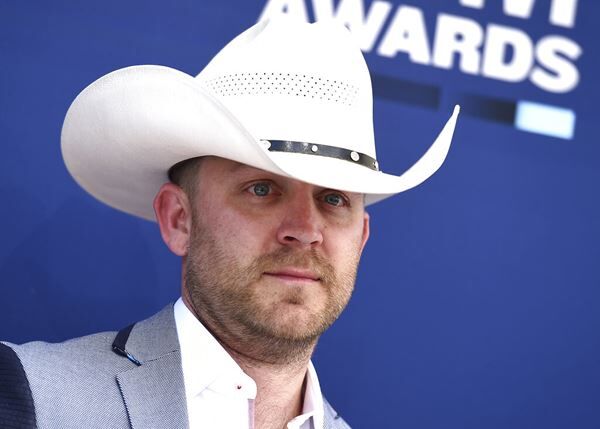 Justin Moore Reveals His Bucket List Podcast Guest
