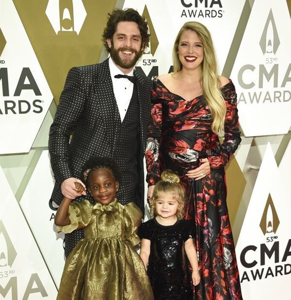 Thomas Rhett Says It’s “Absolute Chaos” Going Out Alone With His Four Daughters
