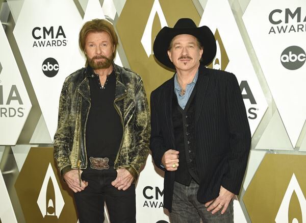 CMT Reviving “Storytellers” With Brooks & Dunn | Country 97.5 FM ...