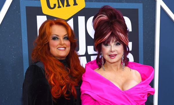 Naomi Judd Dies At Age 76