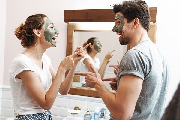 Small Ways To Show Your Partner Love & Appreciation
