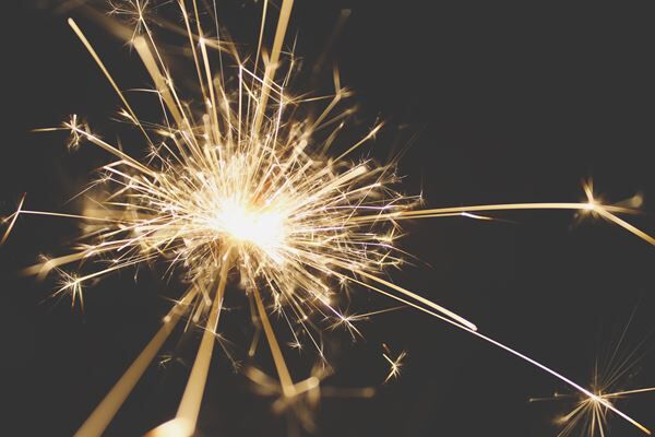 Lainey Wilson's New Year's Resolution Is About Her Rear End