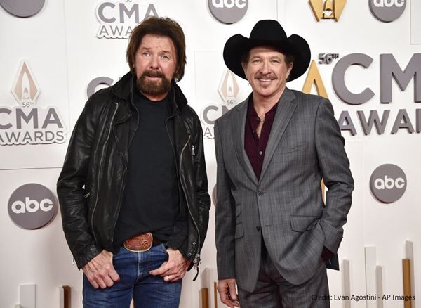 MEGAN MORONEY TOURING WITH - AND LEARNING FROM - BROOKS & DUNN