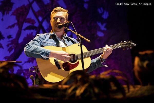 TYLER CHILDERS ANNOUNCES UPCOMING ALBUM, RELEASES NEW SONG