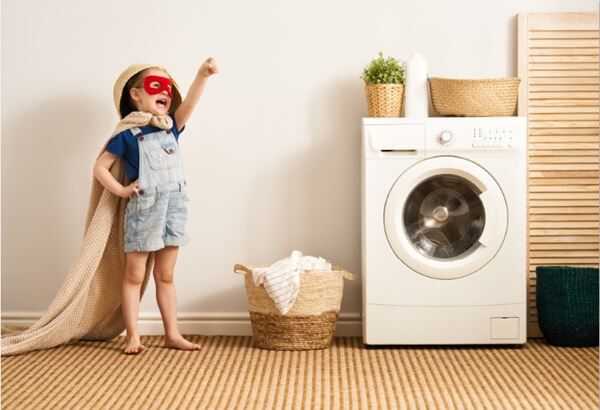 PEOPLE CONFESS THE “DUMBEST” THINGS THEY WERE SCARED OF AS KIDS