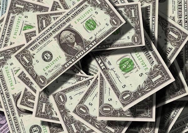 *LIST* MONEY-SAVING ITEMS FRUGAL PEOPLE SWEAR BY