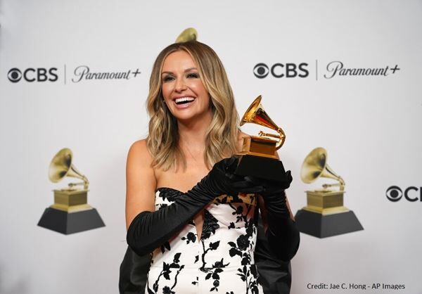 CARLY PEARCE DROPS VIDEO FOR "WE DON'T FIGHT ANYMORE"