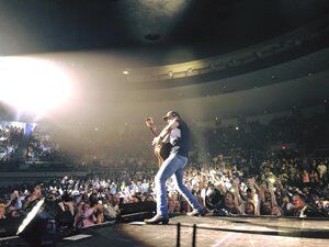 Luke Bryan's Hawaii Weekend